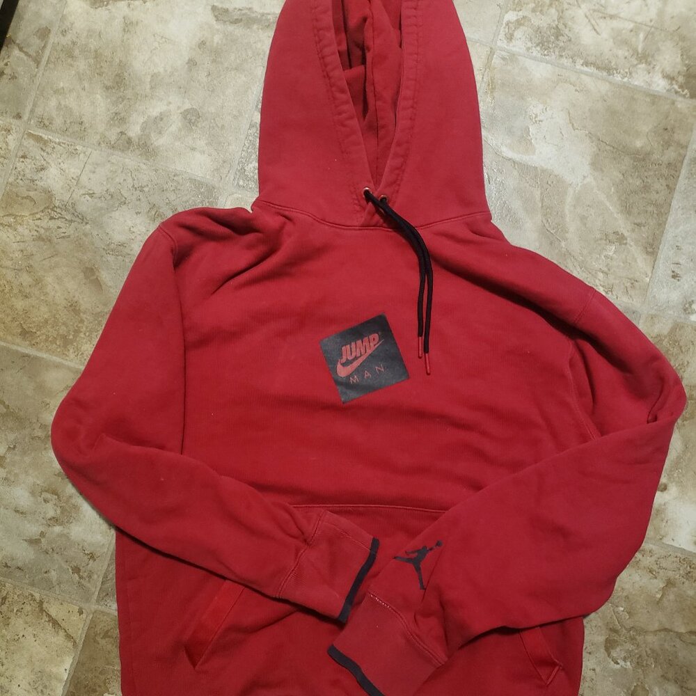 Small red Nike hoodie
